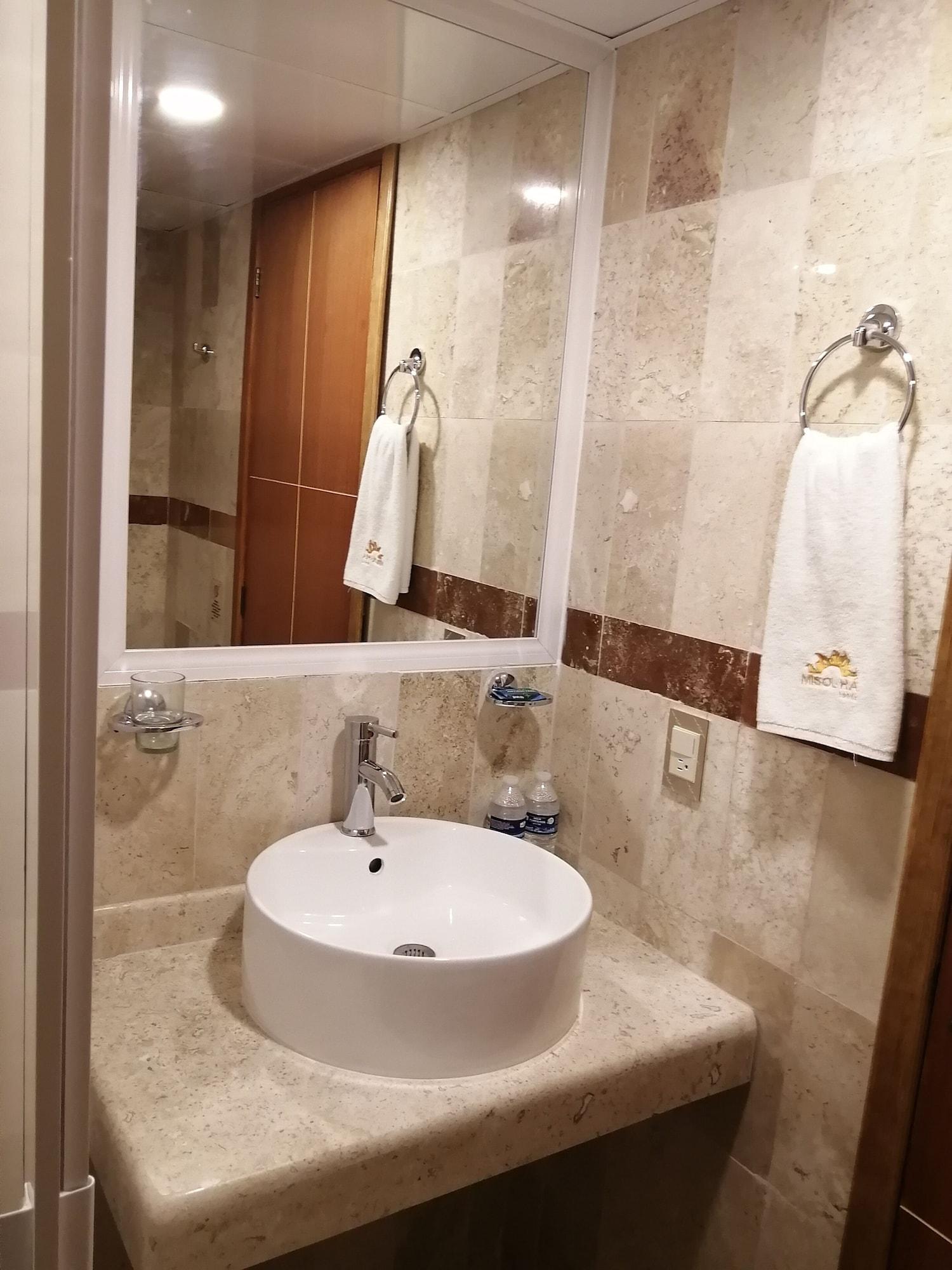 Misol-Ha Hotel Мерида Экстерьер фото